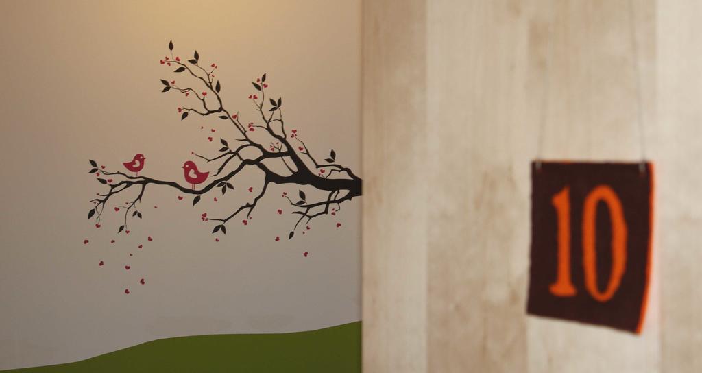 Valbella Bed & Breakfast พาร์เตอเนน ภายนอก รูปภาพ